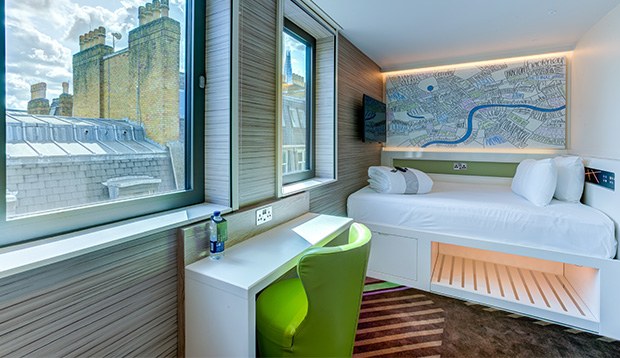 hub by Premier Inn London City Bank photo 3