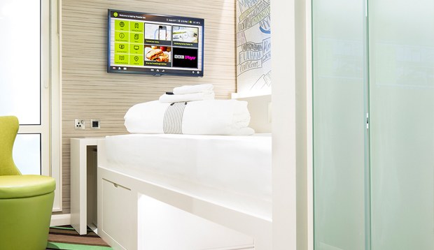 hub by Premier Inn London City Bank photo 4