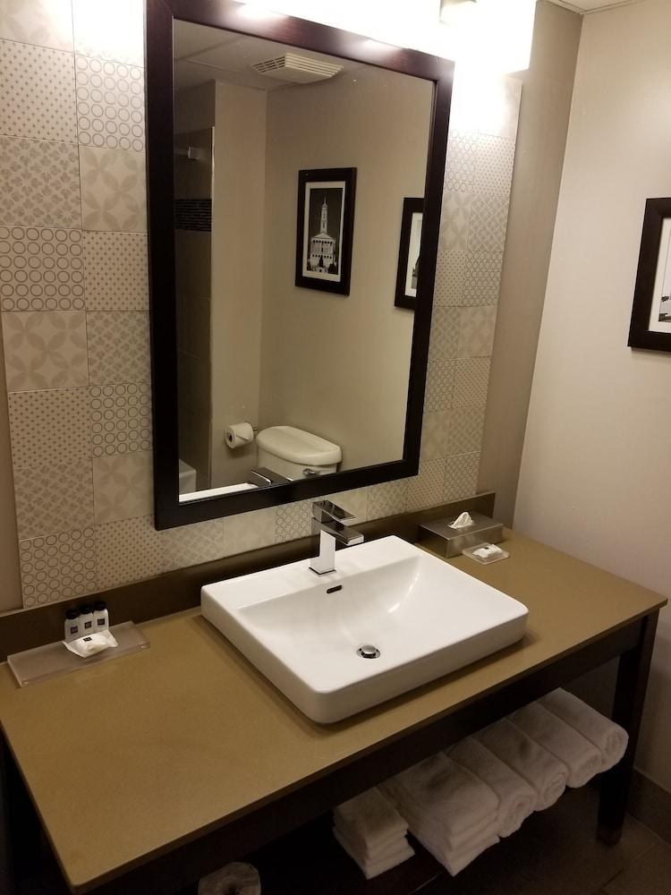 Country Inn Suites Nashville Airport East photo 3