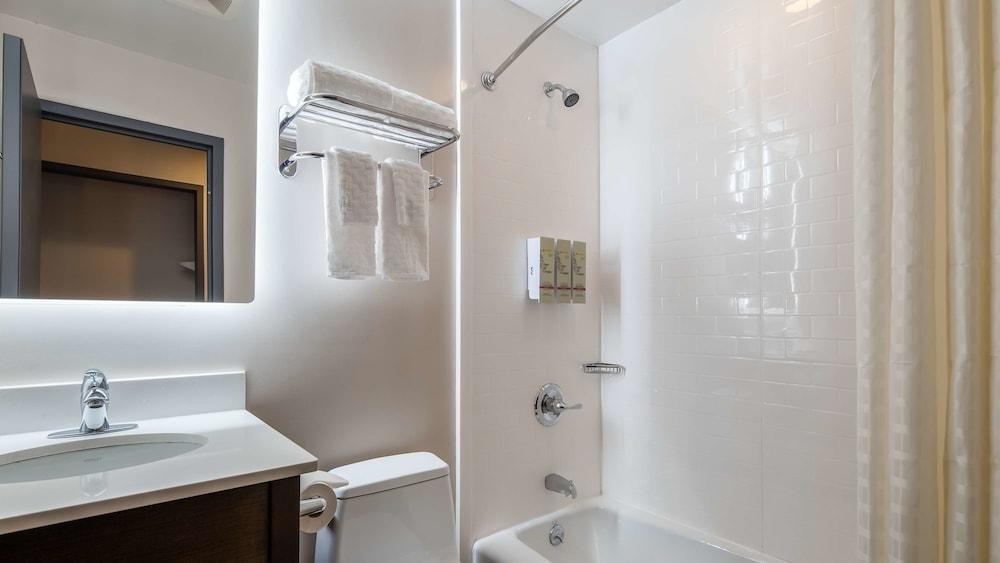 Best Western Brooklyn-Coney Island Inn photo 3
