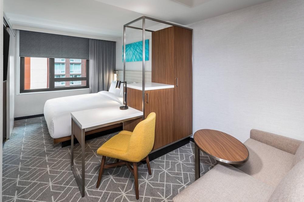 SPRINGHILL SUITES NEW YORK MANHATTAN/TIMES SQUARE SOUTH photo 1