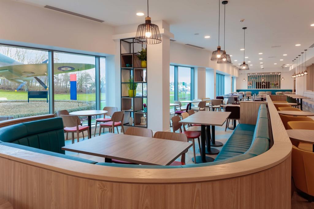Hampton by Hilton Edinburgh Airport photo 2