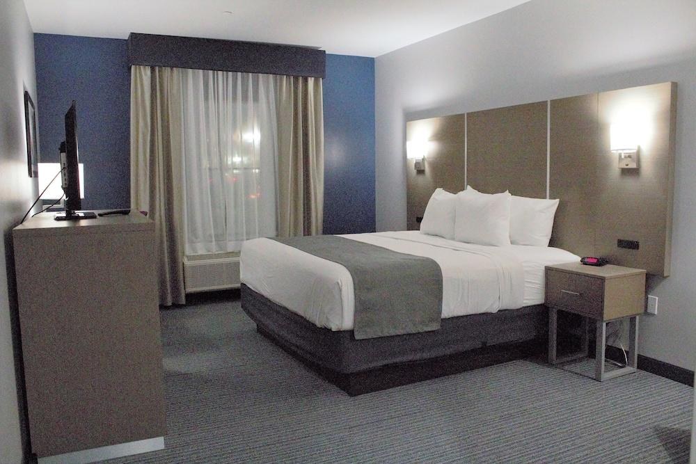 Days Inn & Suites by Wyndham Houston NW Cypress photo 2