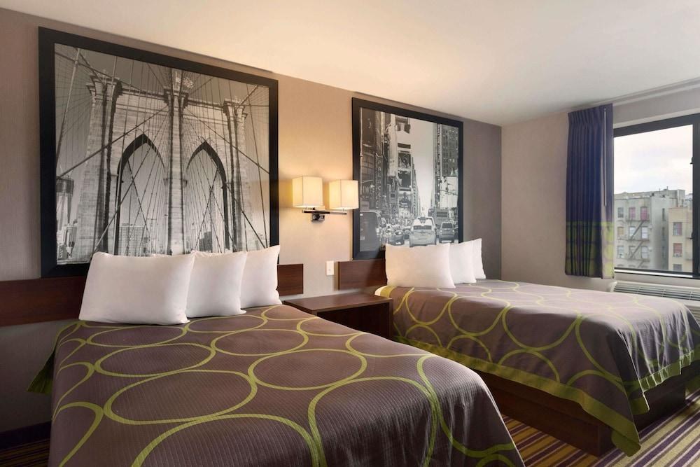Super 8 by Wyndham Bronx photo 2