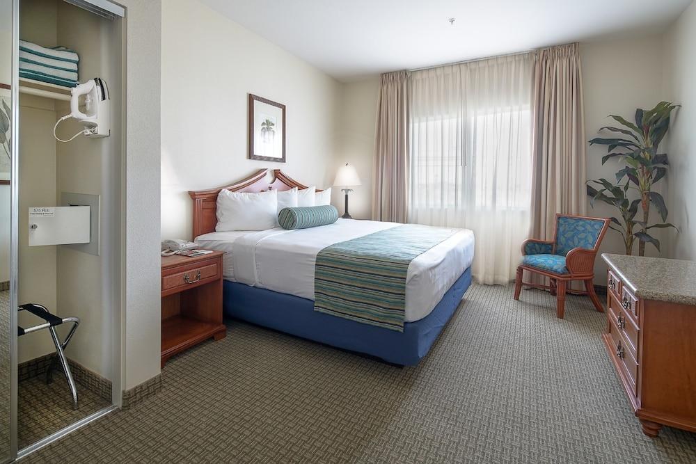 Tahiti All-Suites Vacation Club photo 1