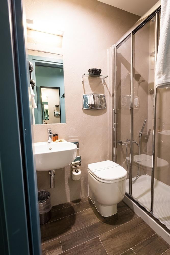 Globus Urban Hotel photo 2