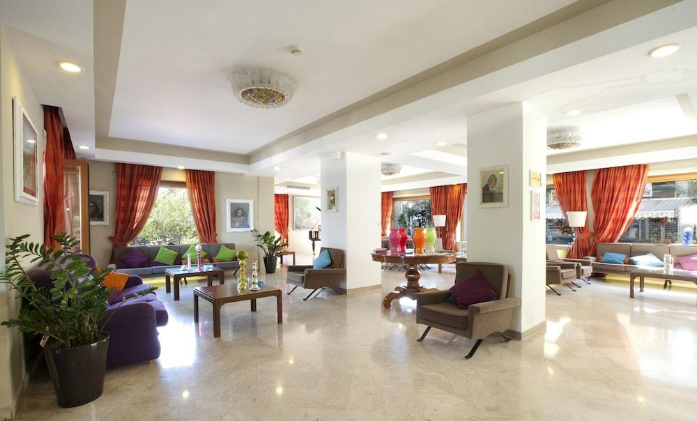 HOTEL TIRRENIA photo 1