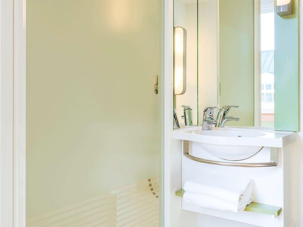 ibis budget Issy Les Moulineaux Paris Ouest photo 3