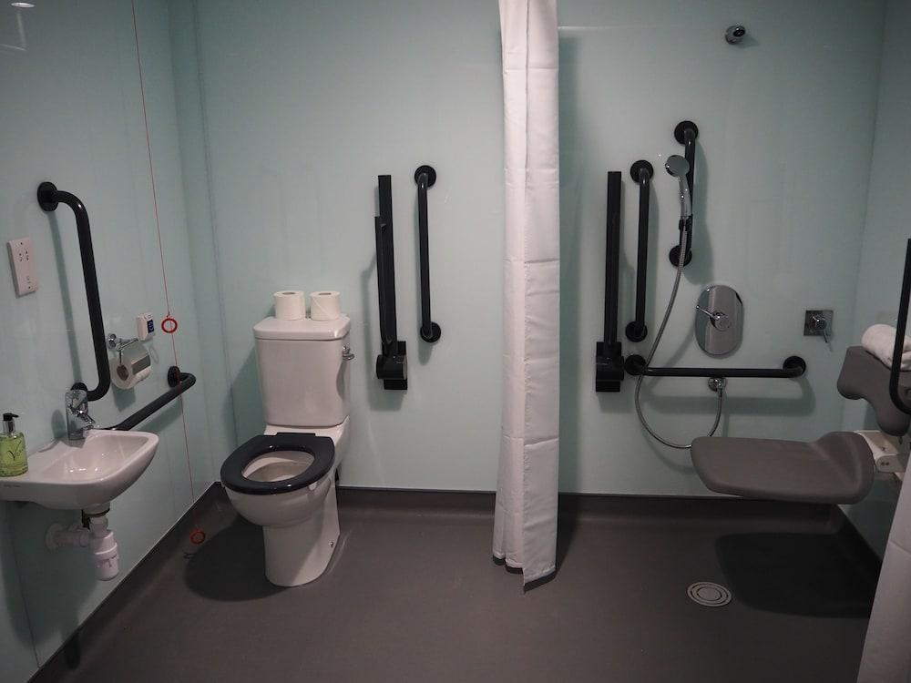 easyHotel Liverpool photo 3