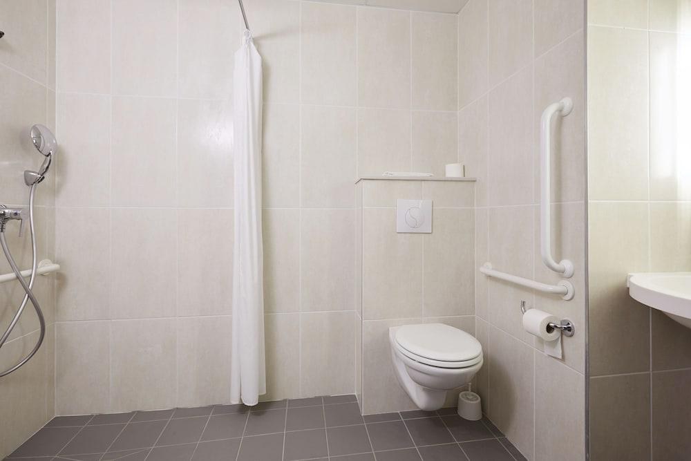 B&B HOTEL Lyon Centre Gambetta photo 2