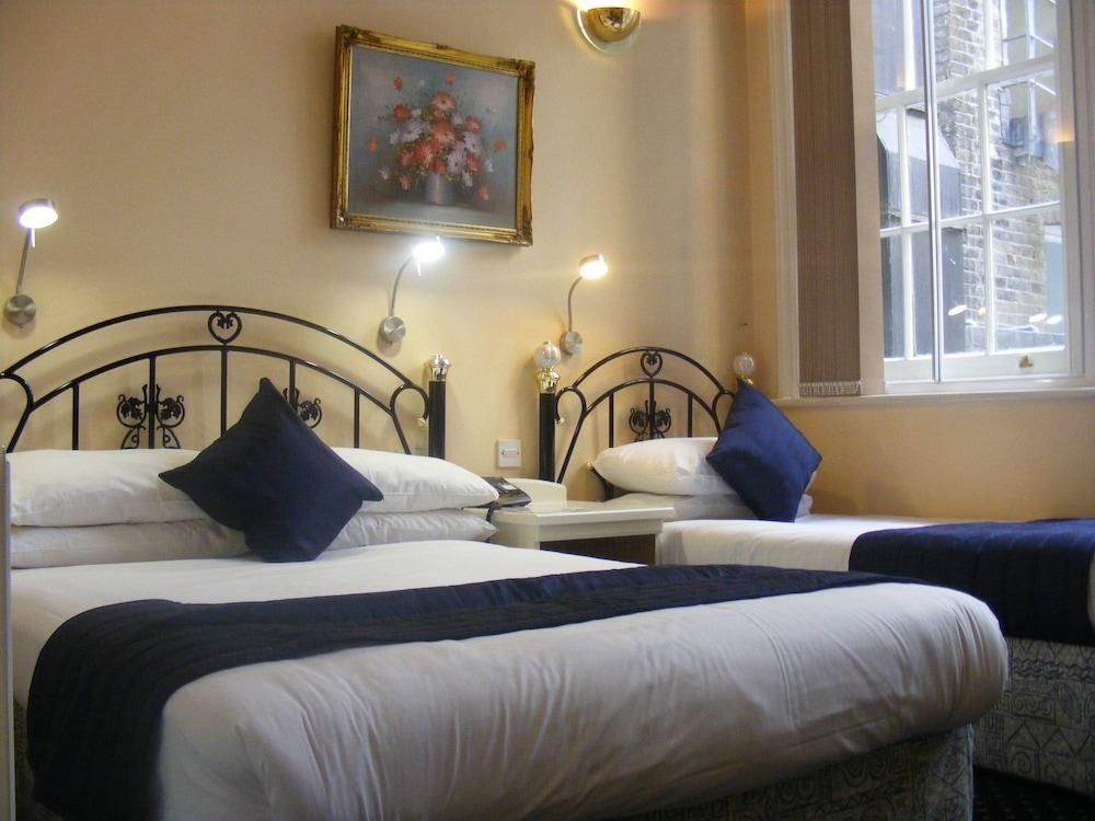 Mermaid Suite Hotel photo 1