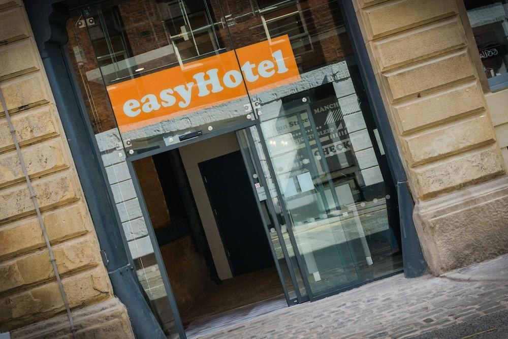 easyHotel Manchester photo 4