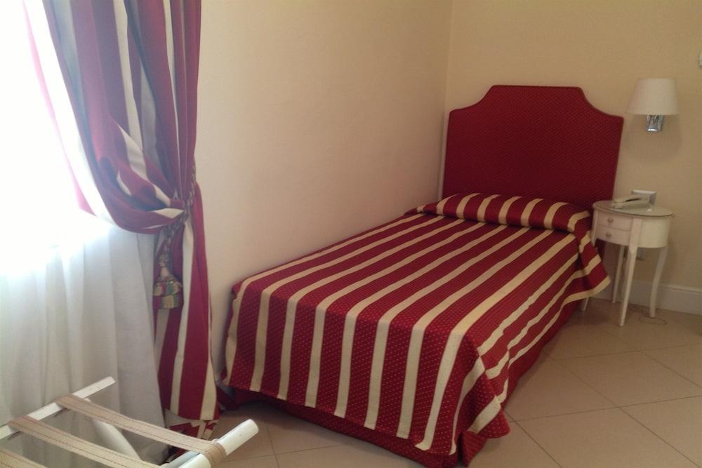 HOTEL DEI MACCHIAIOLI photo 2