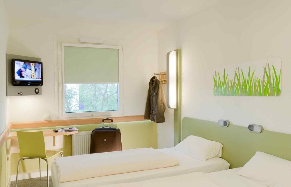 ibis budget Lyon Gerland photo 3
