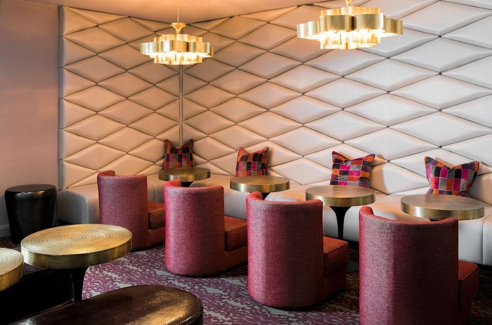 Charlesmark Hotel photo 3