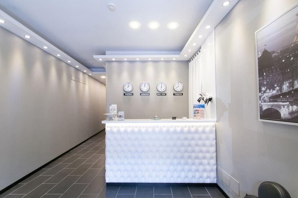 Fly Boutique Hotel photo 1