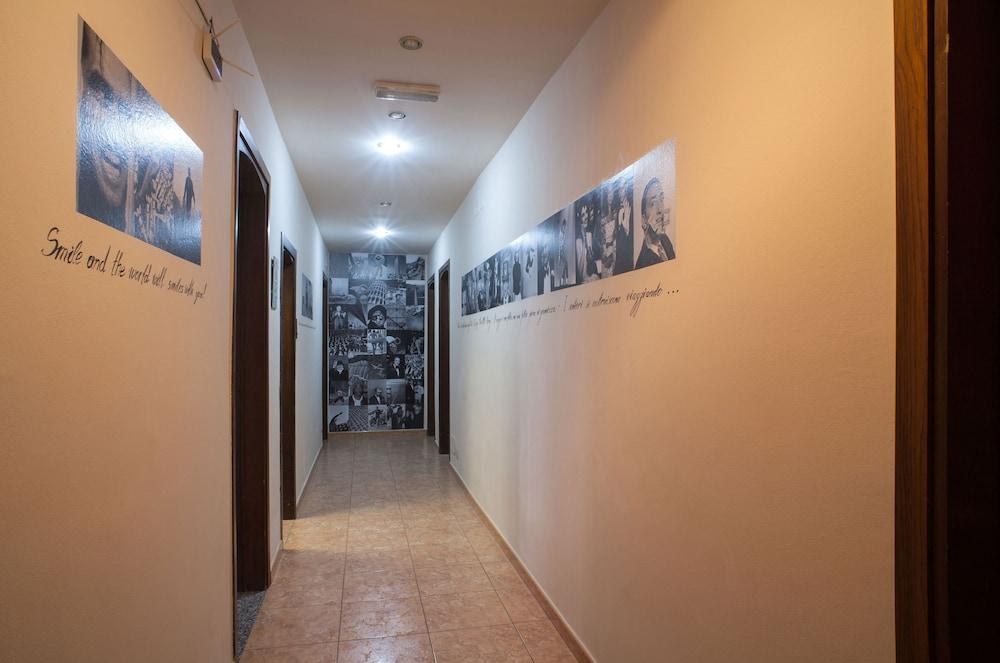 Hotel Ares photo 1