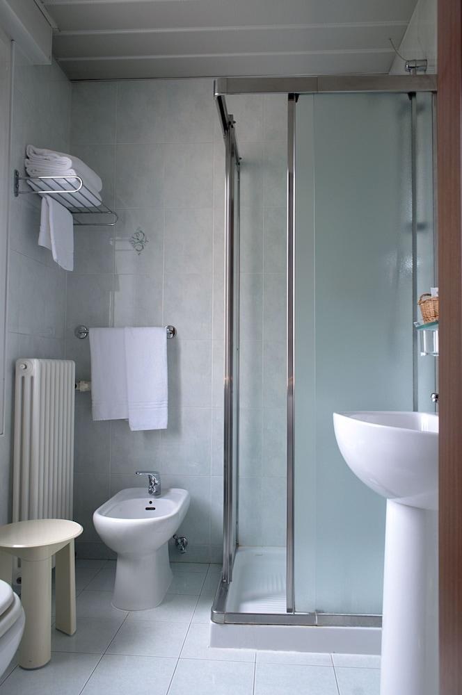 Hotel Roma photo 2