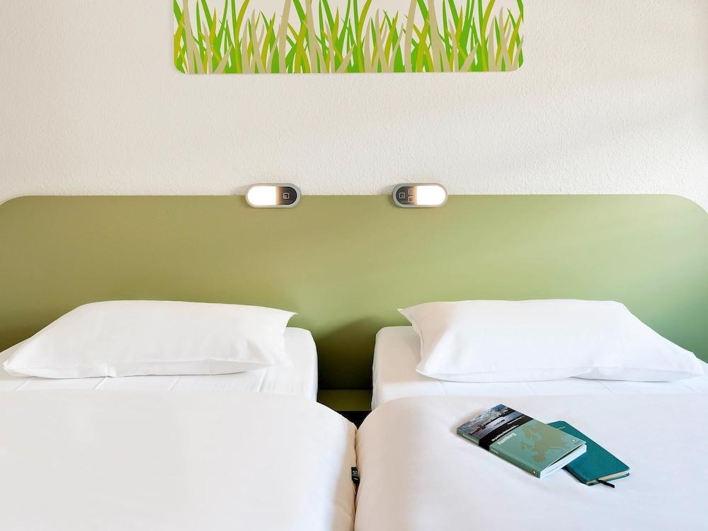 ibis budget Vélizy photo 1