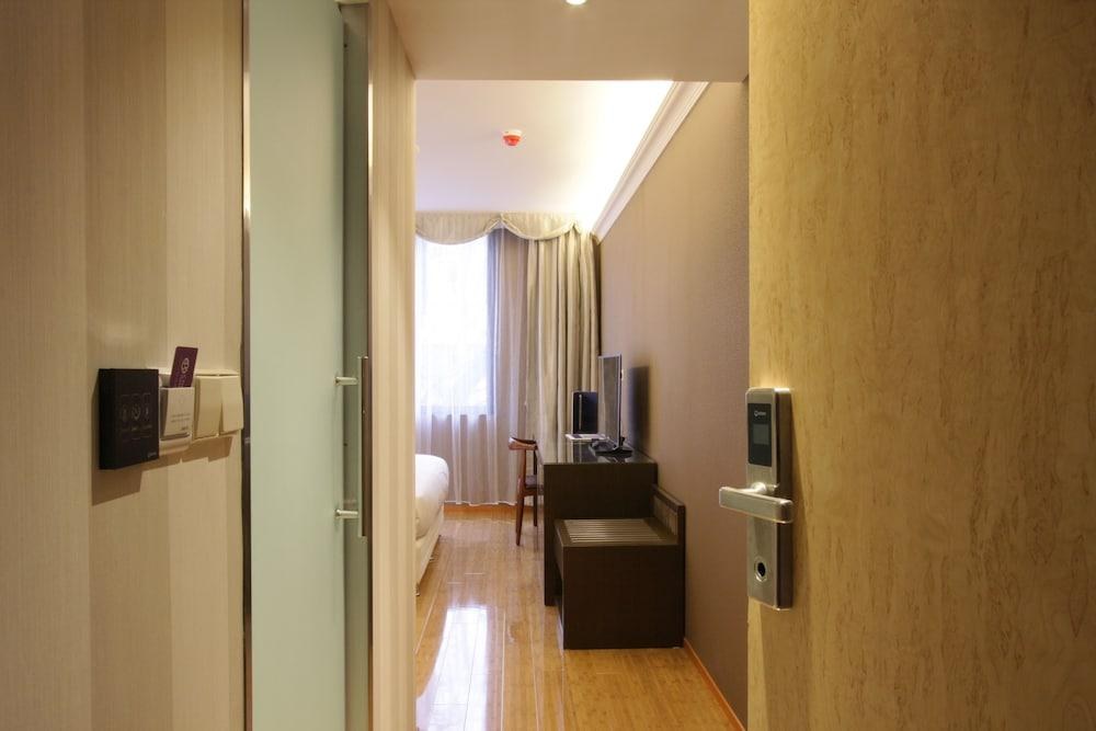 Chasse Hotel photo 3
