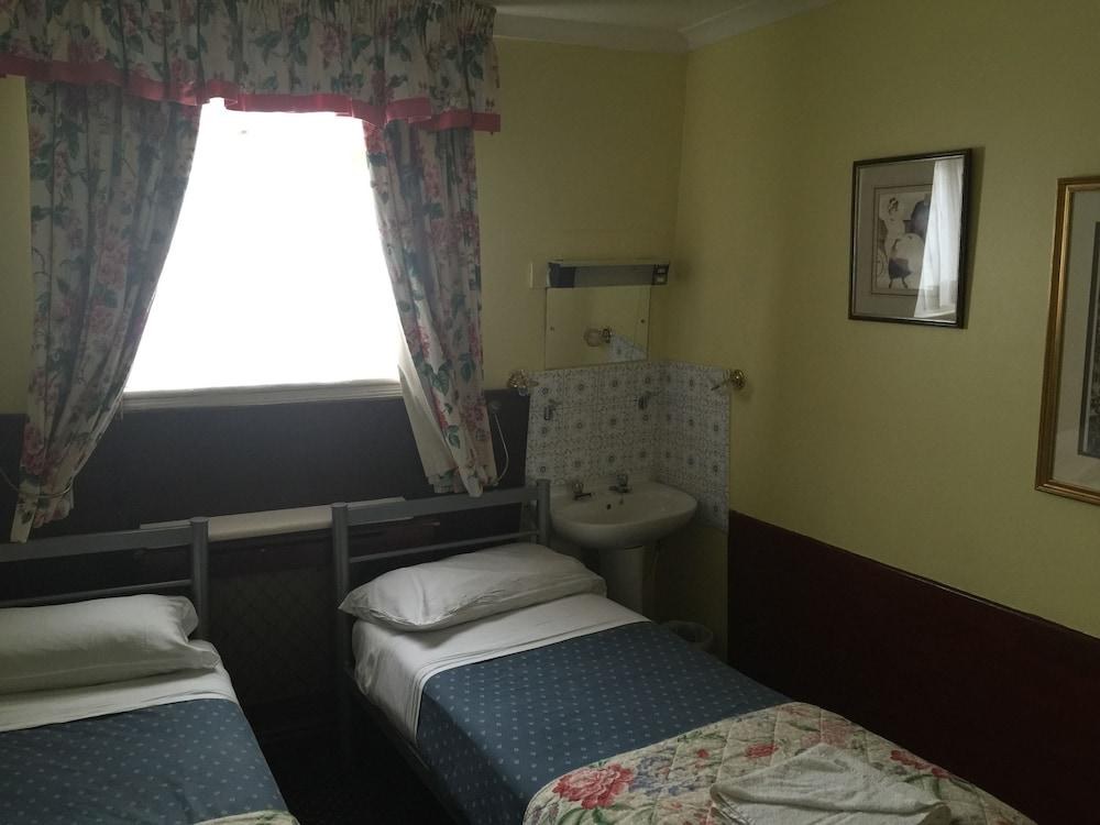 Albany Hotel photo 4