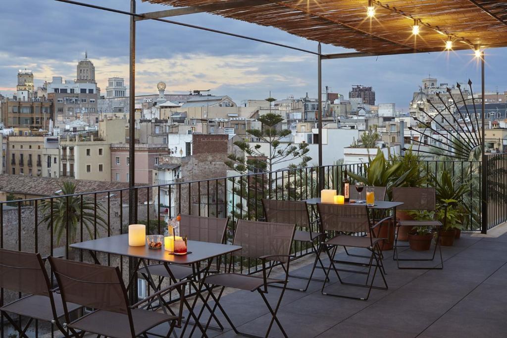 CASA CAMPER BARCELONA