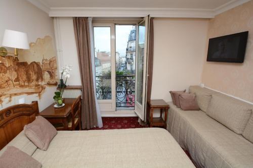 FAMILIA HOTEL photo 4