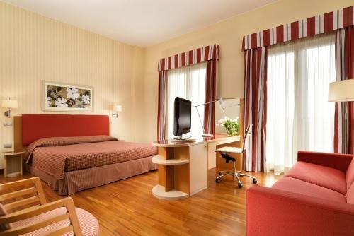 UNAWAY HOTEL & RESIDENCE QUARK DUE MILANO photo 3