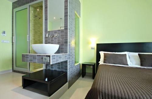 Moai Home photo 3