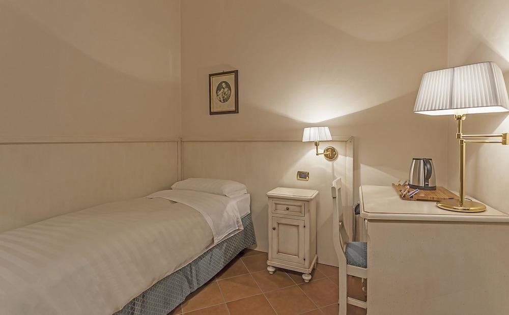 Hotel Astro Mediceo photo 2