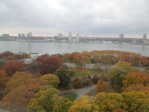 Riverside Tower Hotel photo 3
