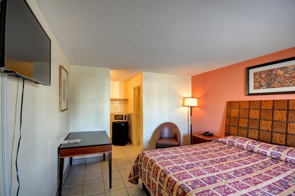 Hotel Galaxy photo 1
