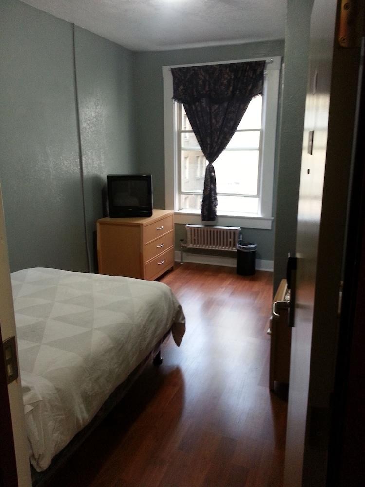 Winsor Hotel photo 1