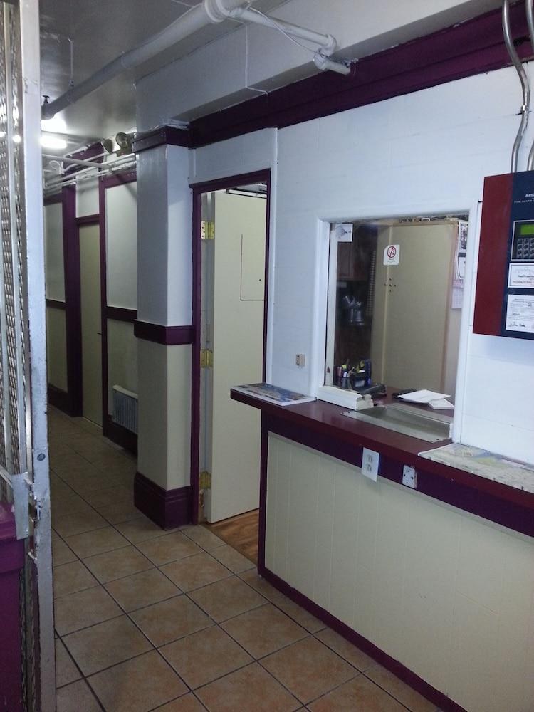 Winsor Hotel photo 3