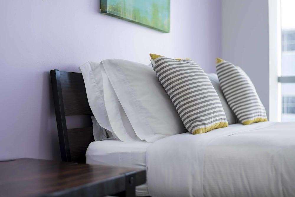 Dharma Home Suites Miami Beach at Monte Carlo photo 1