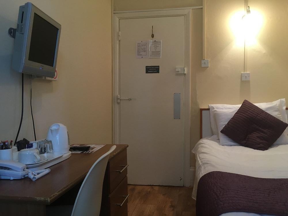 George Hotel photo 2