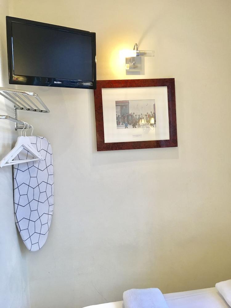 The Paramount Hotel photo 2