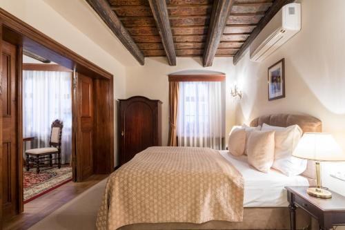 Hotel Aurus by Adrez photo 4