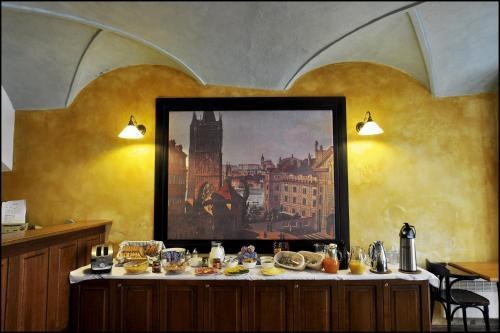 U Cervene zidle - Red Chair Hotel photo 3