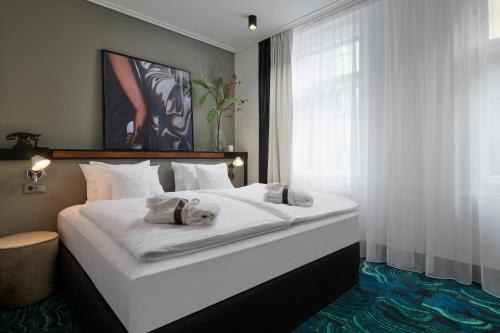 Hotel Republika & Suites photo 2