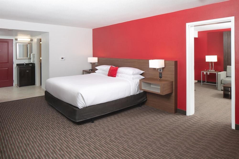 Red Lion Hotel Orlando Lake Buena Vista South photo 3