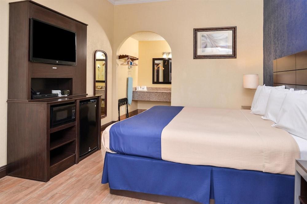 Americas Best Value Inn Medical Center Downtown photo 2