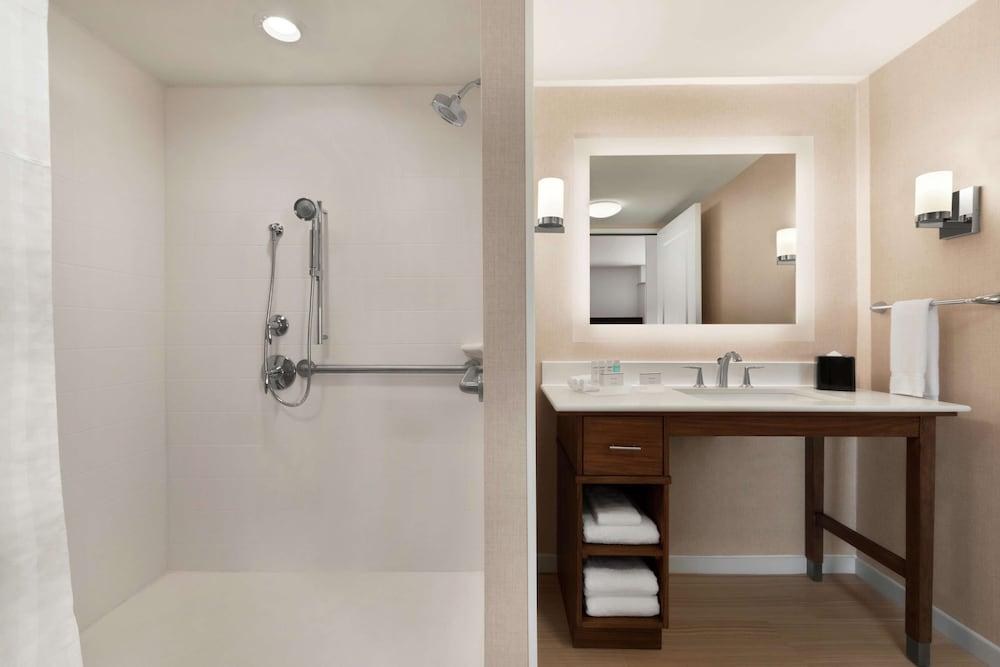 Homewood Suites by Hilton Houston NW at Beltway 8 photo 3
