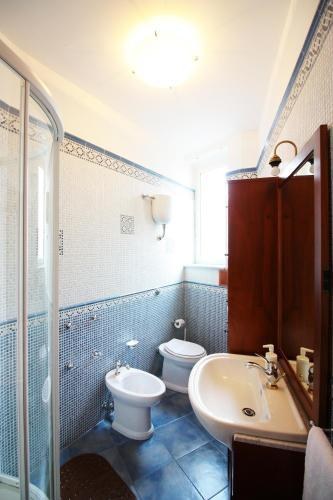 Salotto Borbonico photo 3