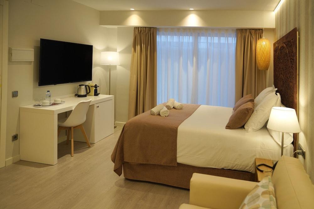 Serennia Fira Gran Via Exclusive Rooms
