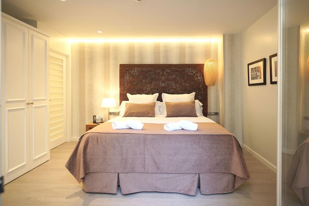 Serennia Fira Gran Via Exclusive Rooms photo 2