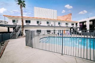 Siegel Select LV Strip-Convention Center photo 4