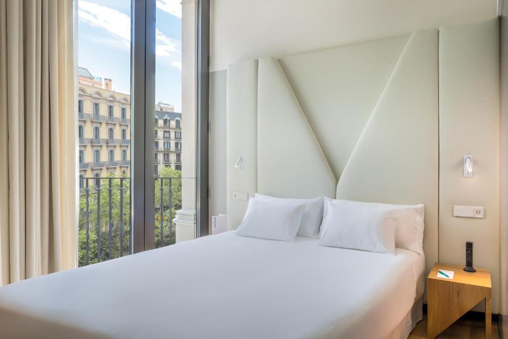 OCCIDENTAL DIAGONAL 414 photo 2