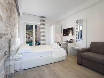 Vhome Bed and Breakfast photo 2
