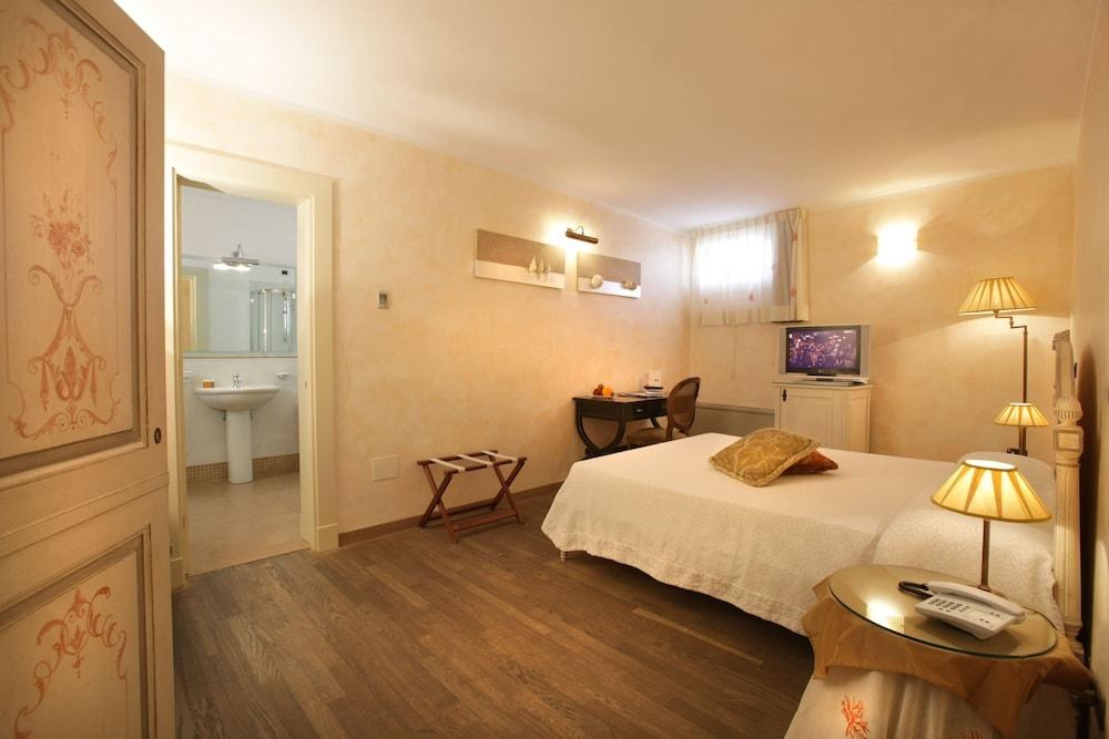 Palazzo Mosco Inn - Dimora Storica photo 2